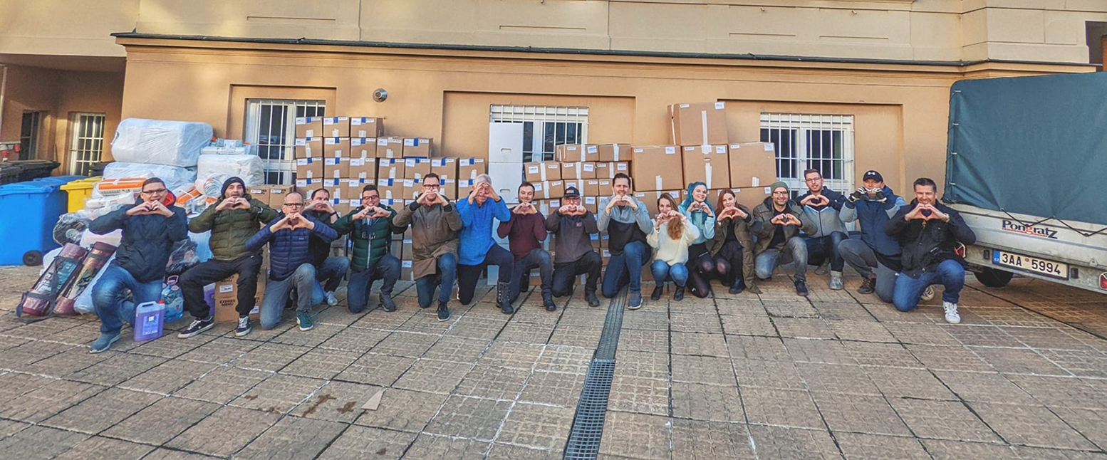 The Zenoo team